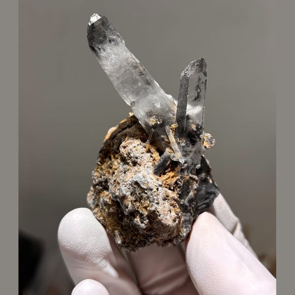 Quartz Cluster on Matrix Jinkouhe 6.4 cm — alternate view