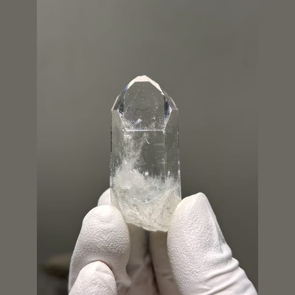 Clear quartz point with frosty base from Xuebaoding — alternate view