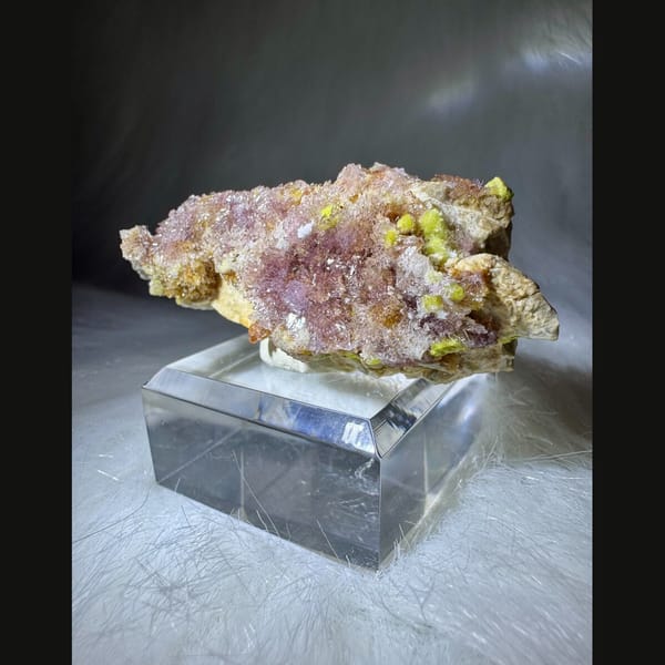 Creedite and Carlhintzeite Plate 6.5 cm — detail view