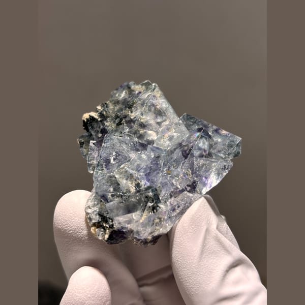 Blue-violet fluorite cubes with pyrite from Yaogangxian — alternate view