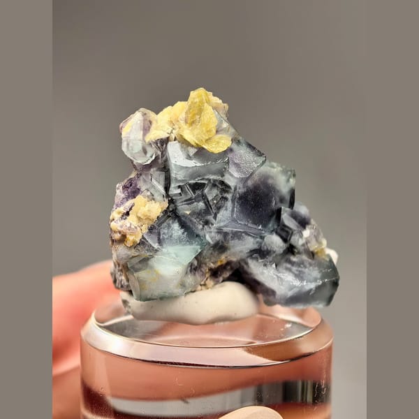 Green and Purple Fluorite with Siderite — Yindu - complete view