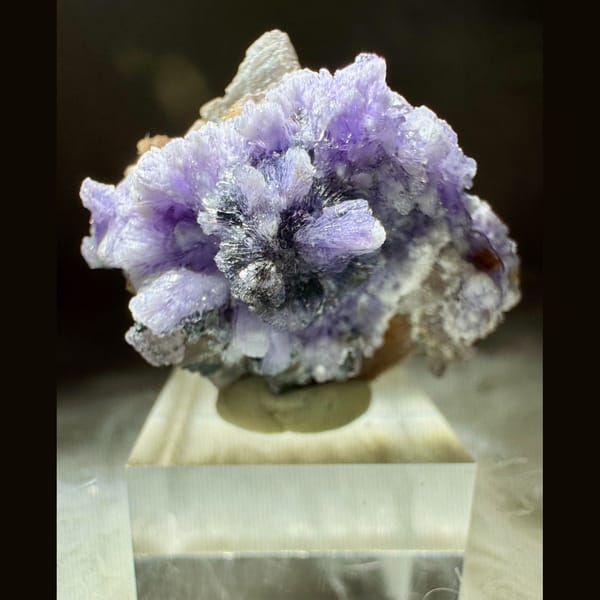 Purple Creedite Cluster 3.2 cm — detail view
