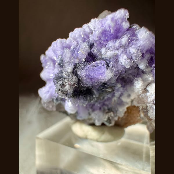 Purple Creedite Cluster 3.2 cm — detail view