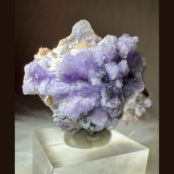Purple Creedite Cluster 3.2 cm — detail view