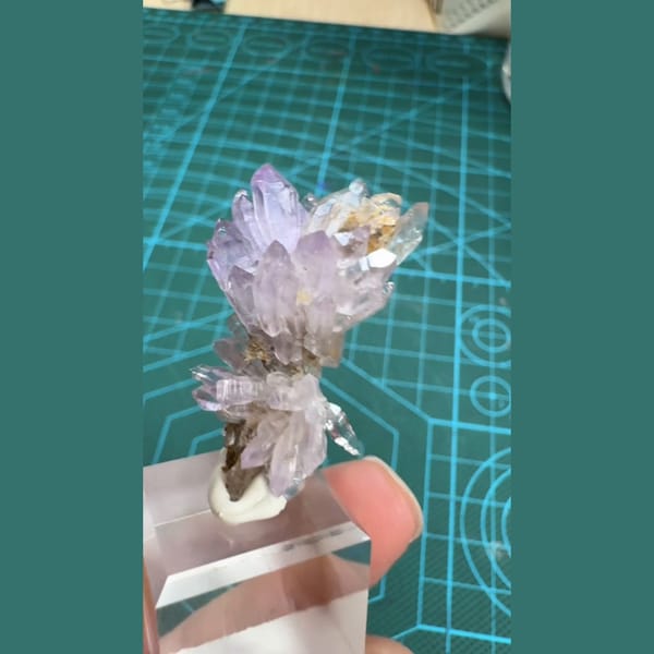 Purple Amethyst Cluster 3.5 cm, Mexico — complete view (video frame)