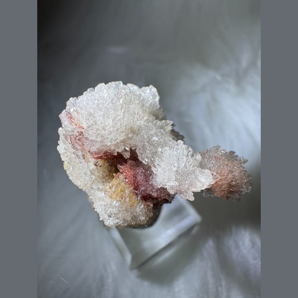 White Creedite with Pink Tint 3.0 cm — alternate view