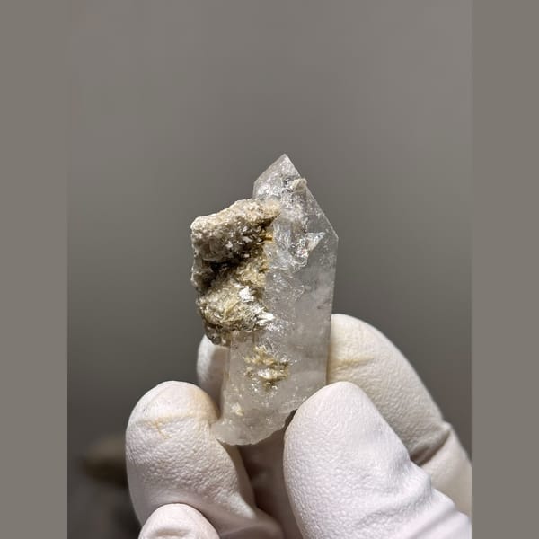 Clear quartz floater with mica from Xuebaoding, Sichuan — complete view