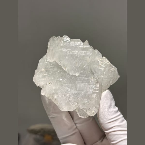 Blocky skeletal clear quartz from Xuebaoding, Sichuan — alternate view