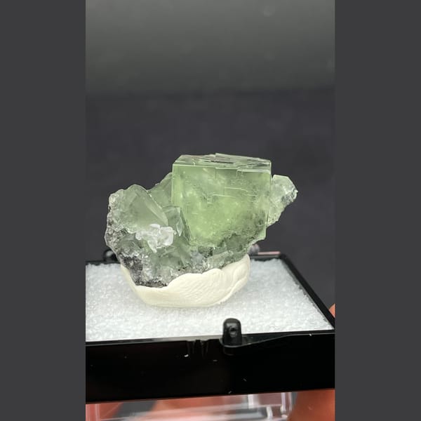 Fluorite from Xianghualing — detail view