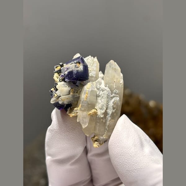 Deep blue fluorite with frosted quartz from Yaogangxian — complete view