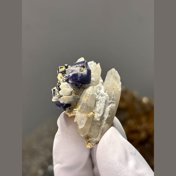 Deep blue fluorite with frosted quartz from Yaogangxian — alternate view