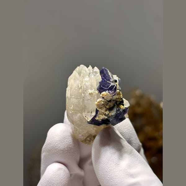 Deep blue fluorite with frosted quartz from Yaogangxian — alternate view