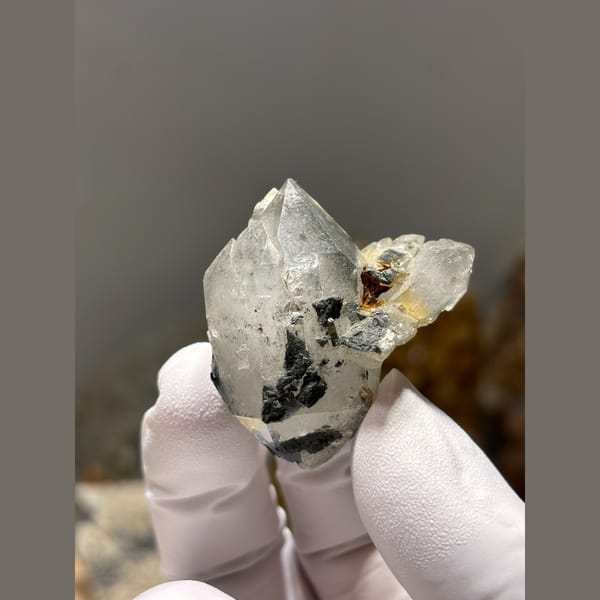 Group of double-terminated quartz crystals from Xuebaoding — complete view