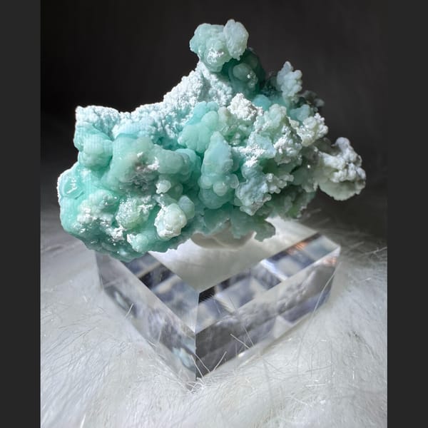 Blue-Green and White Gibbsite 5.0 cm — alternate view