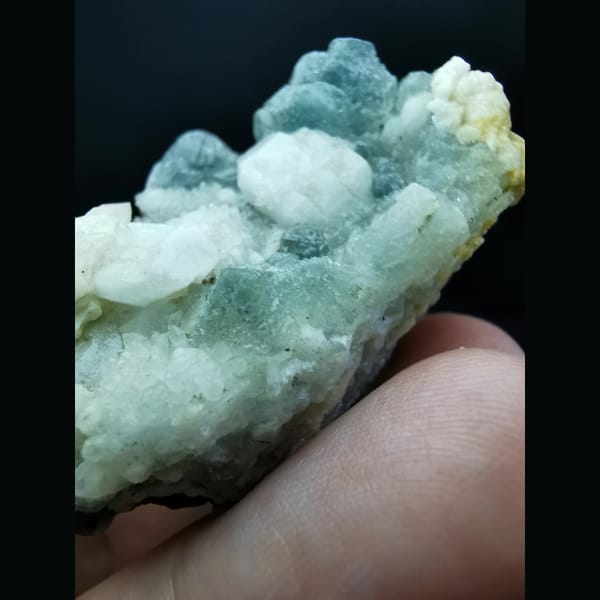 Blue fluorite with white candle quartz — alternate view