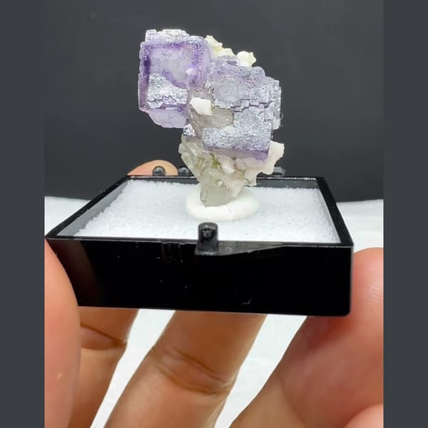 Framed Purple Fluorite with Quartz Yaogangxian 2.5 cm — complete view
