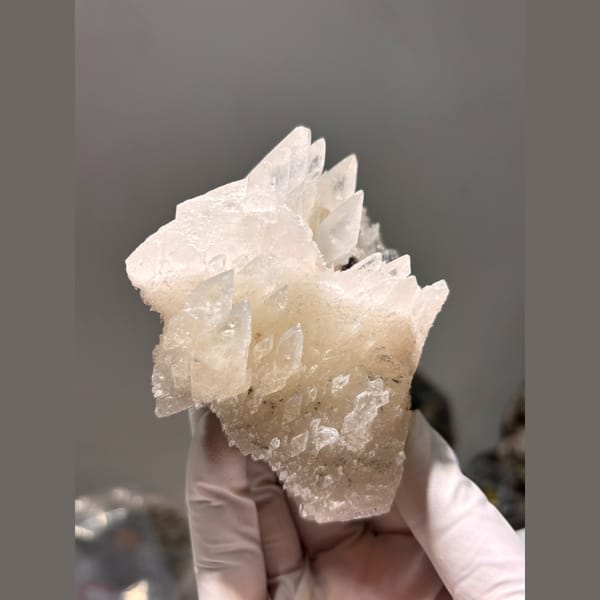 Creamy dogtooth calcite floater cluster from Hubei — alternate view