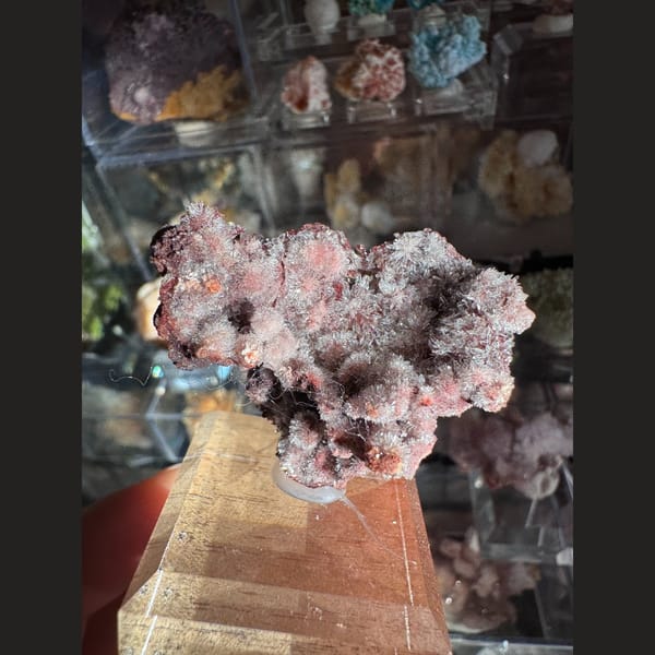 Pink-Purple Creedite Cluster 5.0 cm — complete view