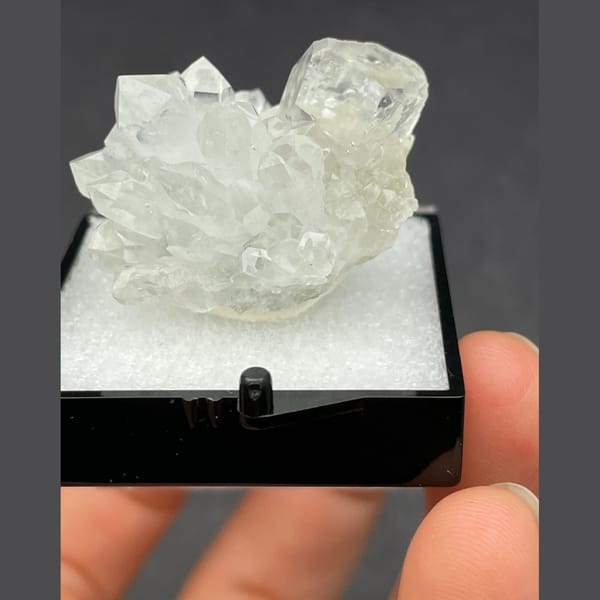 Fluorite with quartz from Fujian — alternate view