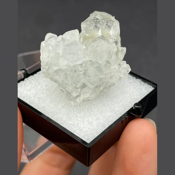 Fluorite with quartz from Fujian — alternate view