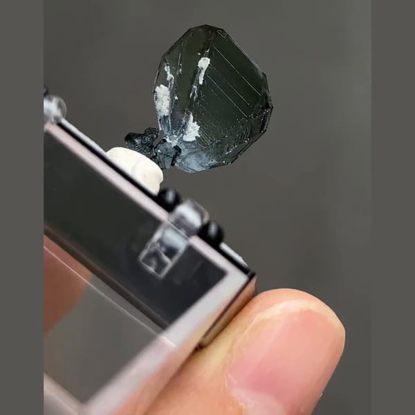 Mirror specular hematite from Zhangjiakou — alternate view