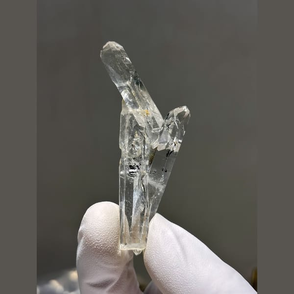 Water clear branching quartz from Jinkouhe — alternate view