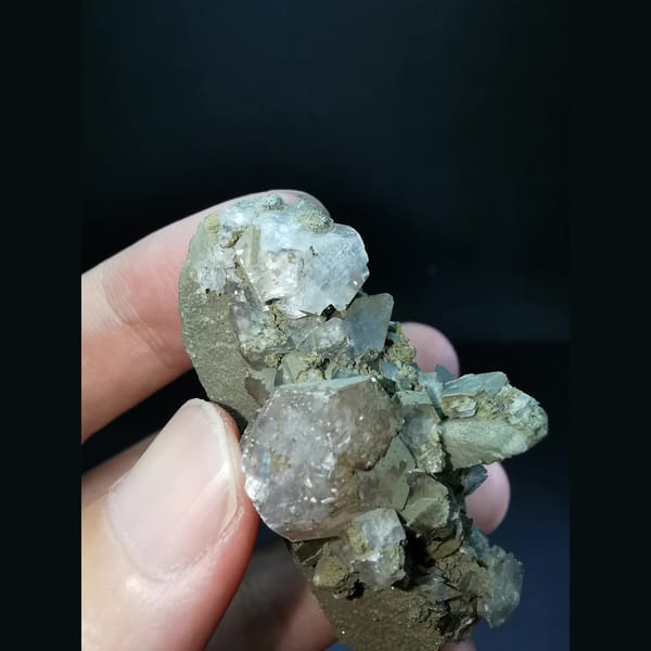 Floater green-skin quartz with Mercedes-star calcite — alternate view