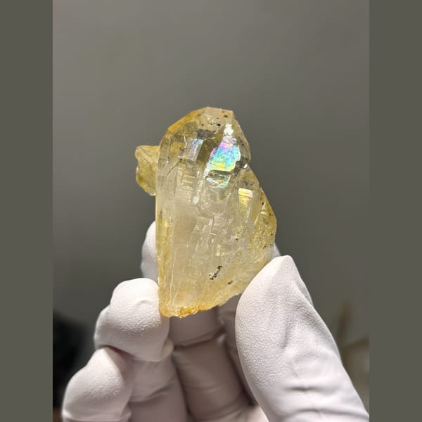 Golden iron glazed quartz floater from Pakistan — complete view