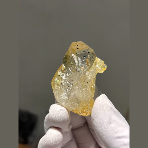 Golden iron glazed quartz floater from Pakistan — alternate view