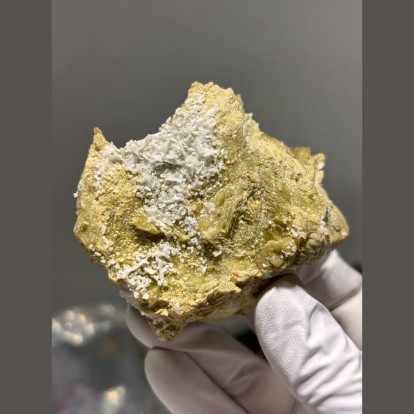 Yellow green bladed siderite with dolomite from Guizhou — alternate view