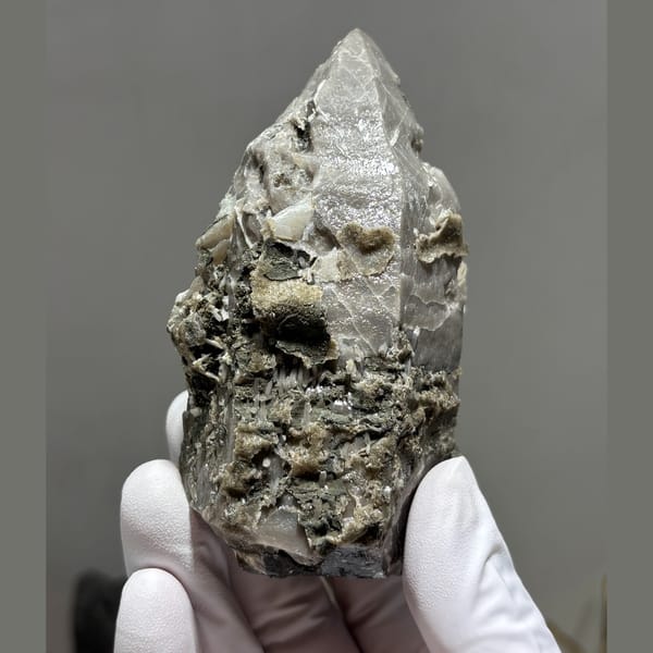 Quartz cluster from Inner Mongolia — alternate view