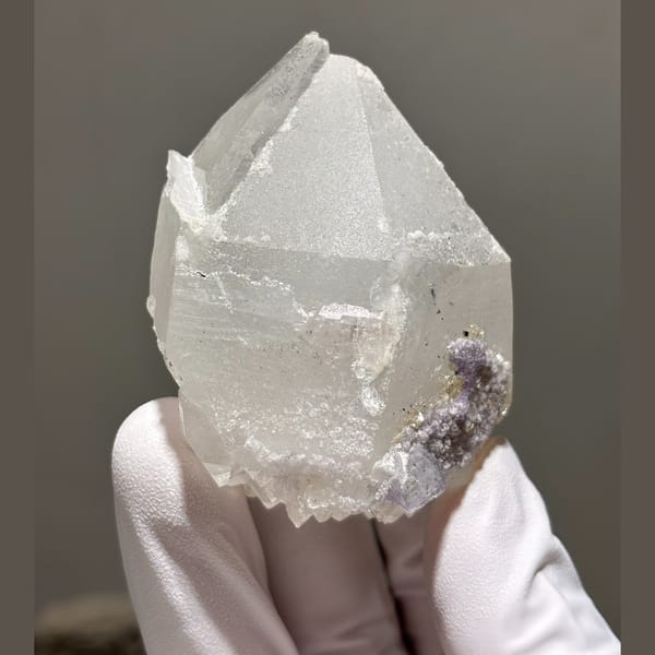 Quartz from Yaogangxian — complete view