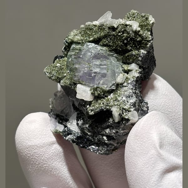 Fluorite from Yaogangxian — alternate view
