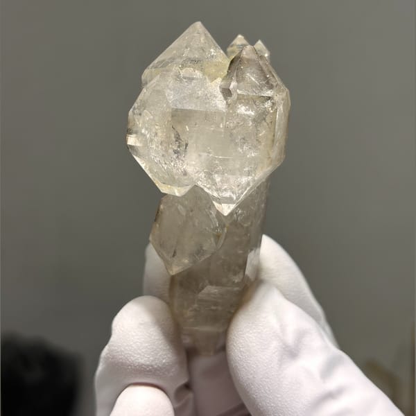 Bold spirit quartz — complete view
