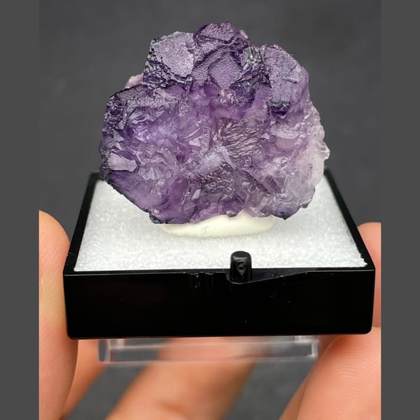 Purple fluorite A from Henan — detail view