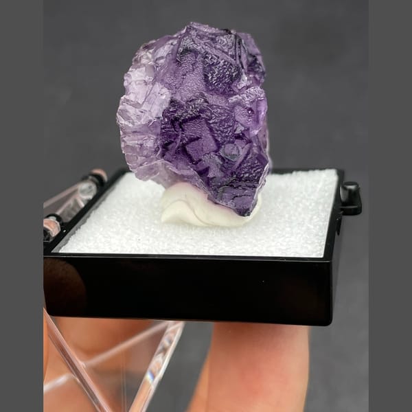 Purple fluorite A from Henan — detail view