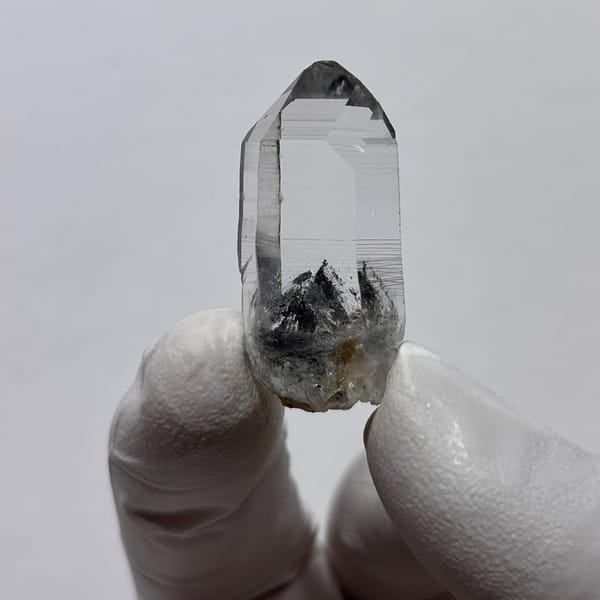 Slender quartz from Jinkouhe — detail view
