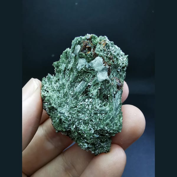 Green epidote cluster from Shijiangshan — alternate view