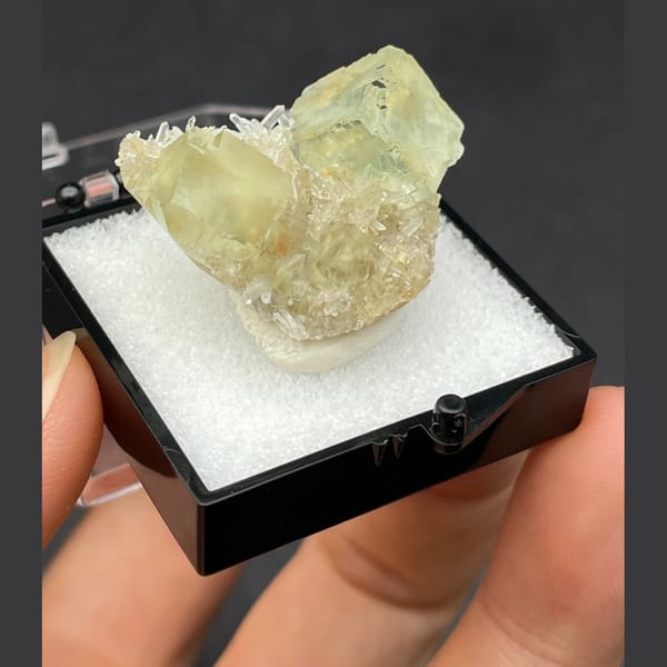 Apple green fluorite with quartz from Fujian — alternate view