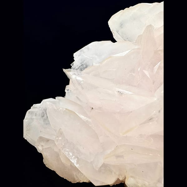 Large pink petal calcite cluster from Yaogangxian, Hunan — detail view