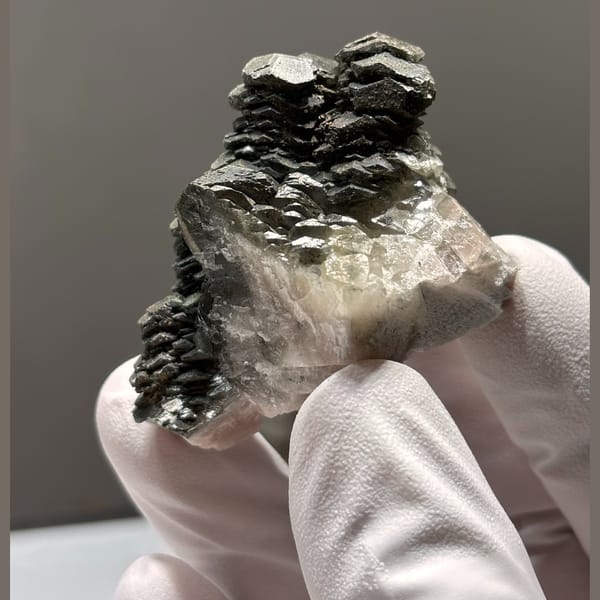 Layered thousand-layer calcite from Hubei — alternate view