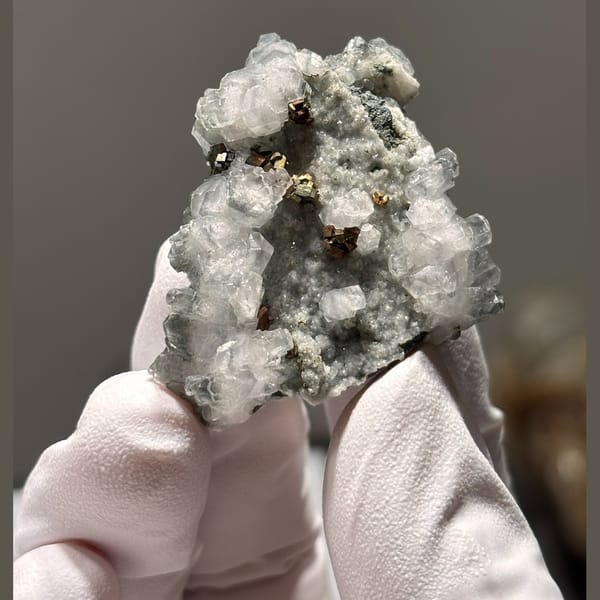 Calcite with pyrite from Hubei — complete view