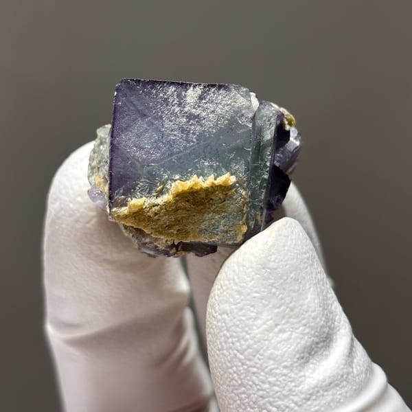 Compact Yaogangxian fluorite C — complete view