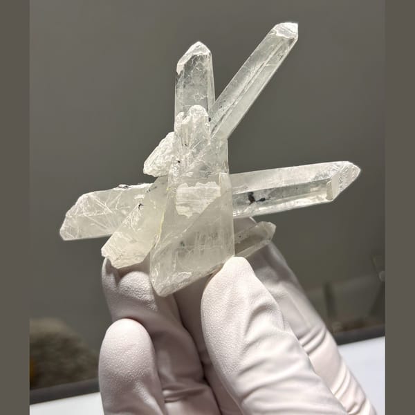 Complete-tip quartz from Inner Mongolia — alternate view