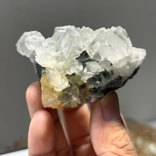 Calcite with fluorite from Fujian — alternate view