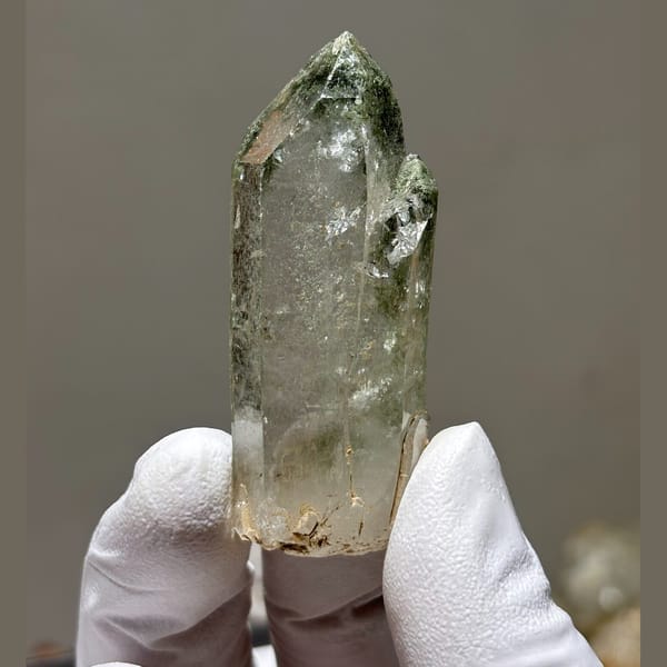 Himalayan quartz B from Tibet — alternate view