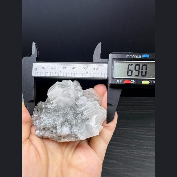 Clear quartz with biscuit calcite and fluorite from Longyan Fujian — alternate view