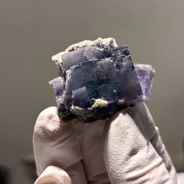Yaogangxian fluorite F — detail view