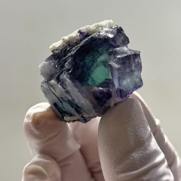 Yaogangxian fluorite F — detail view