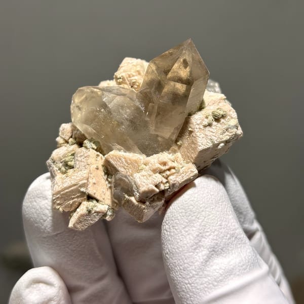 Fujian quartz with feldspar — alternate view